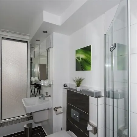 Am Nikolaiort Otel 3*